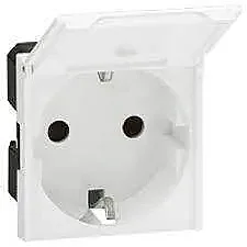 S.Armada, Top. Socket Adapter With Cover, White. - LEGRAND