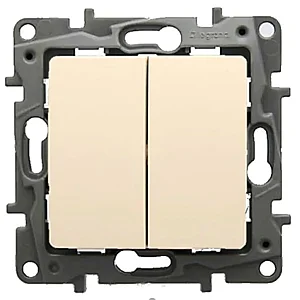 Salbei Series Beige Commutator 10A - LEGRAND