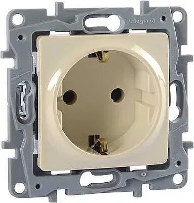 Raventi Child-Protected Grounded Socket Outlet, Cream - 1