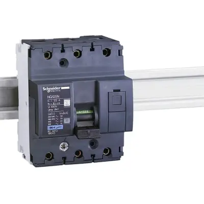 Schneider Electric - 18670 - NG125N 3P 100A D - 1