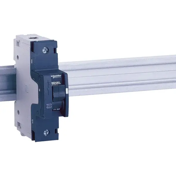 Schneider Electric - 18745 - NG125L 1P 32A B - 1