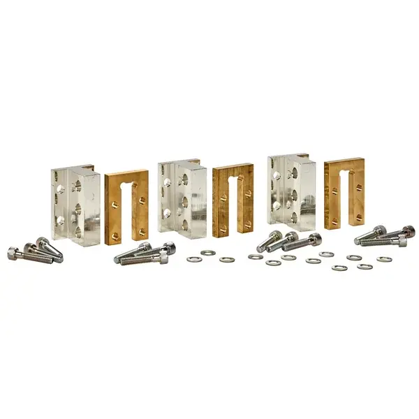 Schneider Electric - 48424 - KIT PR PRISES AVANT DECONNECTA - 1