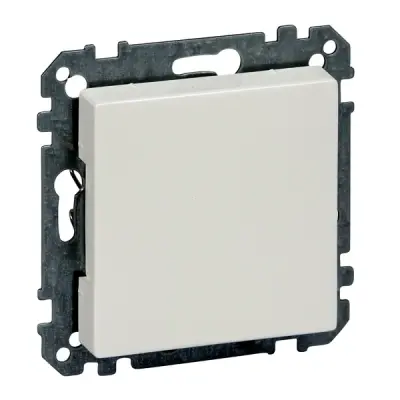 Schneider Electric - MTN391619 - Merten Sys-M Blank Cover Plate Plr Wht - 1